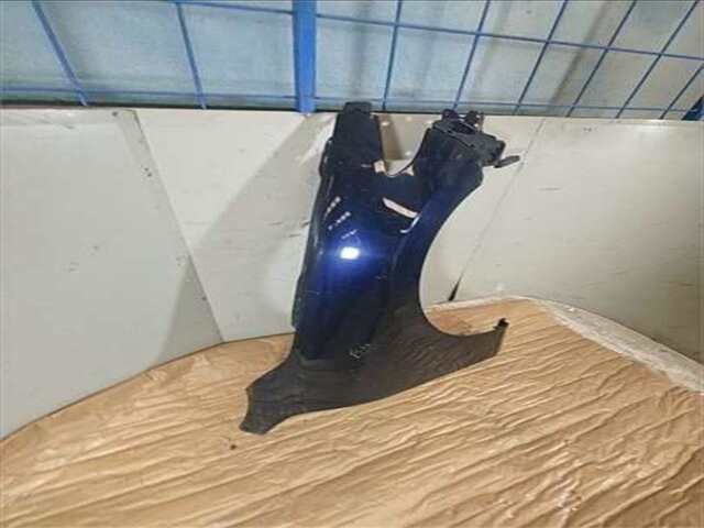 Foto 3ª: Aleta Delantera Derecha Mazda 3 HÍBRIDO-SUAVE EVOLUTION [HÍBRIDO-SUAVE 90 KW ACT ( 2.0 LTR. - 90 KW)] [PE]