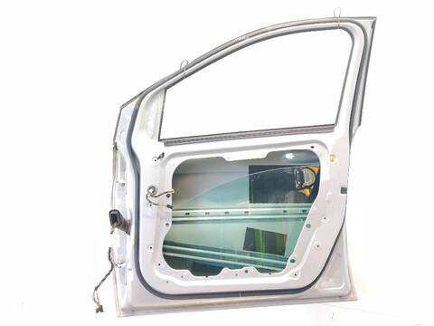 Foto 3ª: Puerta Delantera Derecha Mercedes Clase B 150 B 200 CDI 246.201) [OM 651.901] (2011)