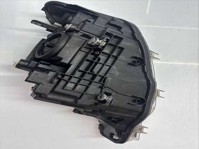 Foto 2ª: Faro Derecho Bmw Serie 3 315 258 CV 190KW [N57D30A N57] (2015)
