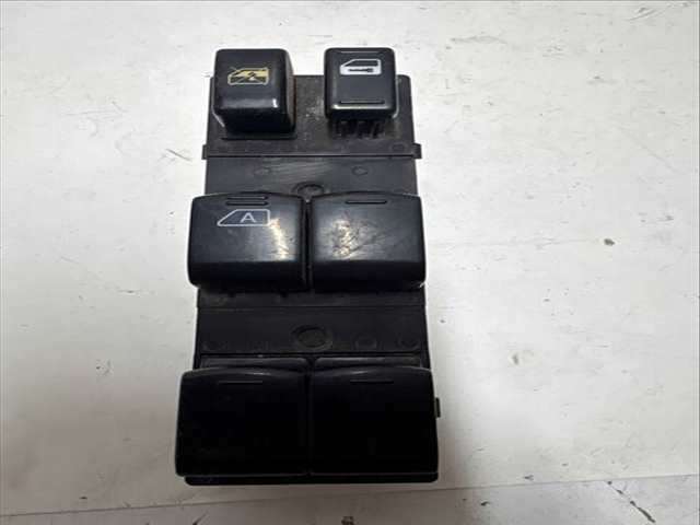 Foto 3ª: Botonera Elevalunas Nissan X-Trail M9R/110 T31) (2013)