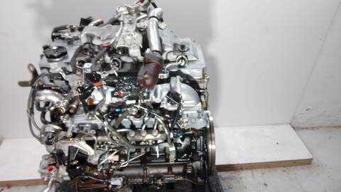 Foto 3ª: Motor Completo Mitsubishi Montero 3.2 DI-D 4WD V98W V88W) 190CV 140KW [4M41] (2018)