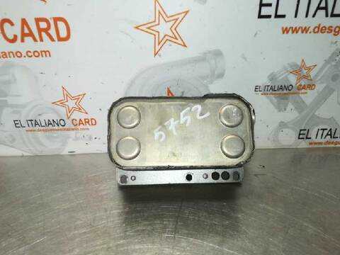 Foto 3ª: Radiador Aceite Nissan Qashqai TEKNA 150CV 110KW [M9R832] (2008)