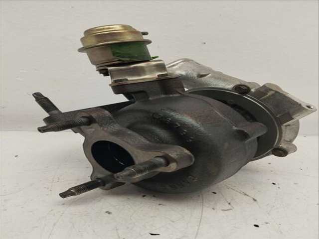 Foto 3ª: Turbocompresor Nissan Primera ACENTA BERLINA 126CV 93KW [YD22DDT] (2004)