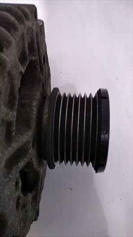 Foto 2ª: Alternador Mercedes Clase E 320 3.0 D [D/642.291] (2005)