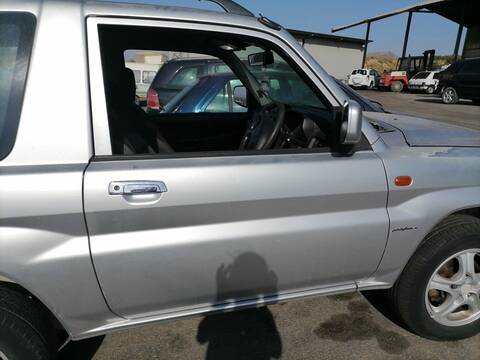 Puerta Delantera Derecha Mitsubishi Montero 1800 MPI 25 3-PTAS.) 114CV 84KW