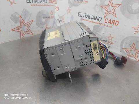 Foto 3ª: Sistema Audio Radio CD Hyundai H1 TRAVEL 170CV 125KW [4CB] (2010)