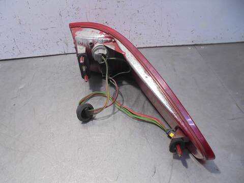 Foto 3ª: Piloto Trasero Izquierdo Peugeot 607 BASICO 204CV 150KW [UHZ] (2005)