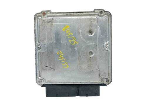 Foto 2ª: Centralita Motor ECU Volkswagen Golf HIGHLINE 2 TDI 140CV (2003)