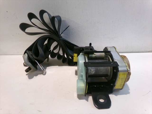 Cinturón Delantero Derecho Honda Hrv 1.6 G 1999-2005