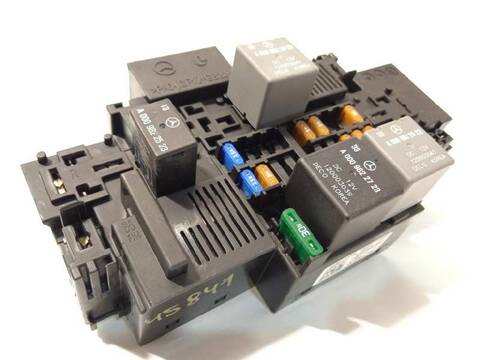 Caja Reles Fusibles Mercedes Clase G 230 GLC 250 D 4MATIC 253.909) 204CV 150KW
