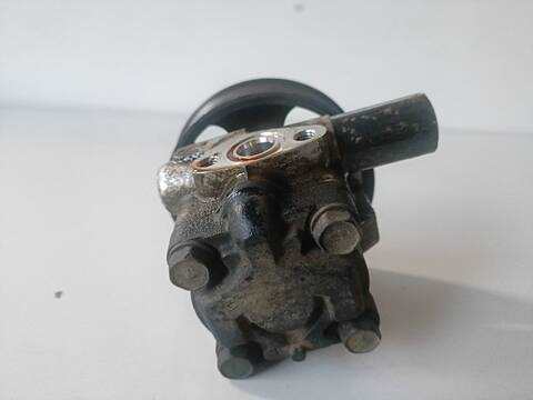 Foto 1ª: Bomba de Direccion Hyundai Matrix 1.5 CRDI GLS 82CV (2001)