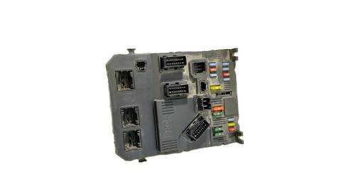 Caja Reles Fusibles Citroen Berlingo 1.9 D 600 FURGON 69CV