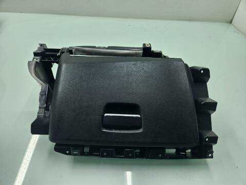 Guantera Bmw Serie 1 114 118D BERLINA 143CV 105KW