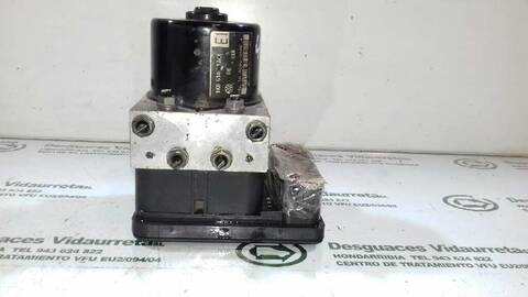 Abs Volkswagen Golf SPORTLINE BERLINA 140CV 103KW