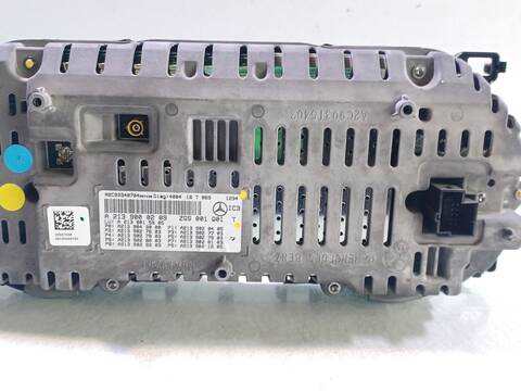 Foto 3ª: Cuadro de Instrumentos Mercedes Clase E 180 E 220 D 213.004) 194CV 143KW [654920] (2016)