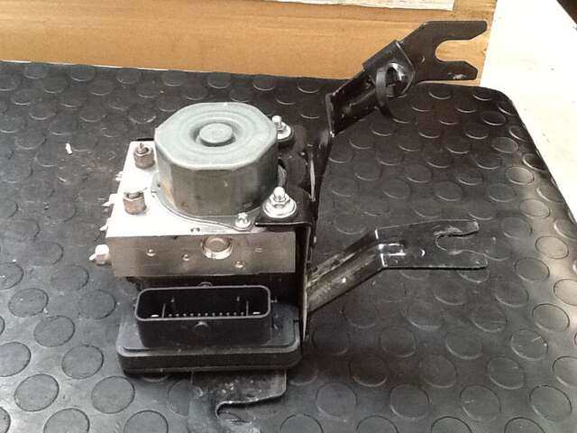 Foto 2ª: Centralita Abs Dacia Sandero 1.000 GASOLINA 75CV/55KW 0CV [B4D 409] (2019)