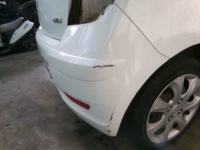 Foto 2ª: Paragolpes Trasero Hyundai i10 1.2 G 2011-2013 [G4LA] (2011)