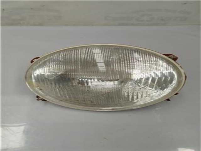 Foto 1ª: Faro Derecho Renault 8 VERSION INDEFINIDA