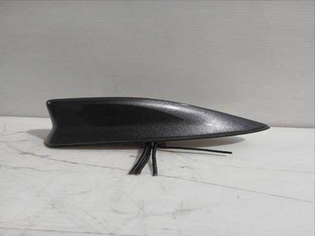 Foto 3ª: Antena Toyota Yaris 1.5 HYBRID MXPH11) 92CV [M15A-FXE] (2020)