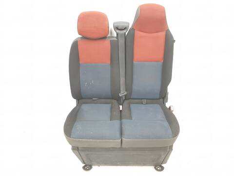 Foto 3ª: Asiento Delantero Derecho Renault Master L2H2 HKA 33T (2011)