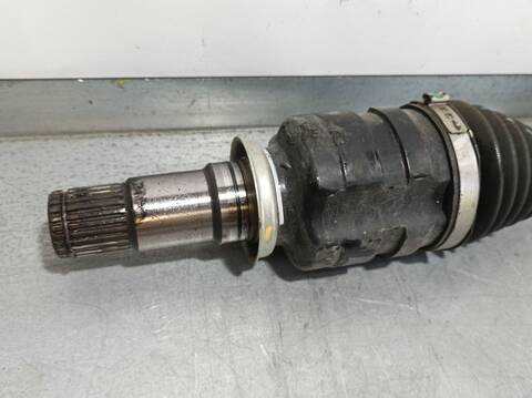 Foto 3ª: Transmision Delantera Derecha Toyota CHR HYBRID STYLE PLUS 122CV 90KW [2ZR] (2019)