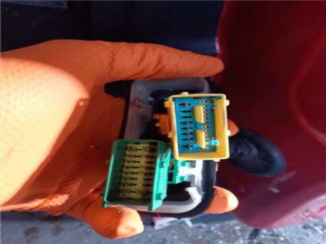 Foto 3ª: Puerta Delantera Derecha Peugeot 2008 1.6 GT LINE [1.6 LTR. - 88 KW BLUE-HDI FAP]