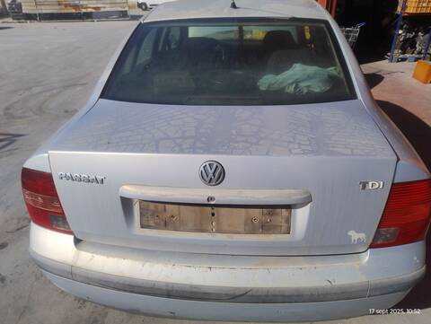 Portón Volkswagen Passat AJM BERLINA