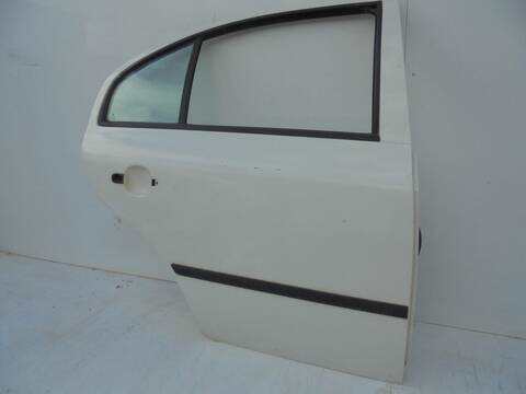 Foto 3ª: Puerta Trasera Derecha Skoda Octavia 1.9 TDI GLX BERLINA 90CV 66KW [ALH] (2002)