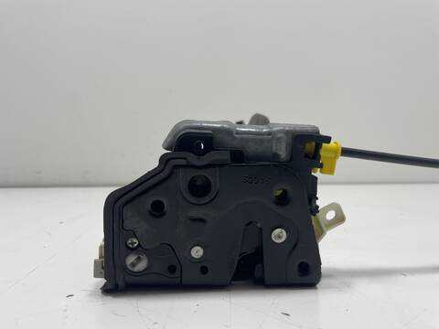 Foto 3ª: Cerradura Puerta Trasera Derecha Audi A1 CXM (2017)