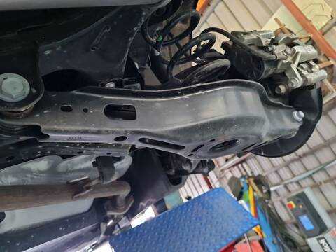 Foto 2ª: Brazo Suspension Trasero Derecho Toyota CHR 2.0 HYBRID MAXH21L) 150CV 111KW [M20A] (2025)