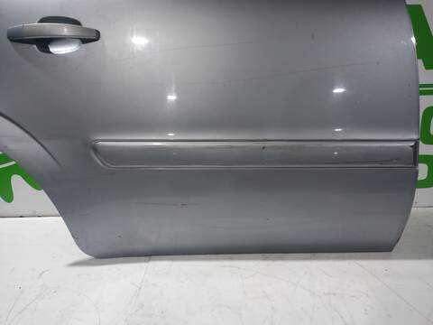 Foto 3ª: Puerta Trasera Derecha Opel Zafira 1.9 CDTI CAT Z 19 DTL) 101CV 74KW [D/ Z19DT] (2006)