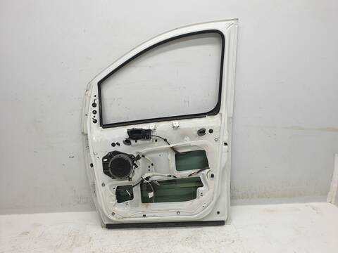 Foto 3ª: Puerta Delantera Derecha Citroen Jumpy HDI 120 CONFORT L1 FAMILIAR 8 ASIENTOS) [RHK] (2000)