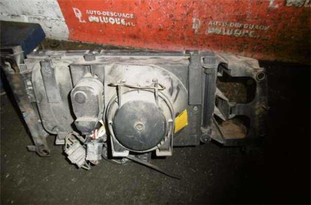 Foto 3ª: Faro Derecho Volvo 940 2.3 TI [B 230 FK]