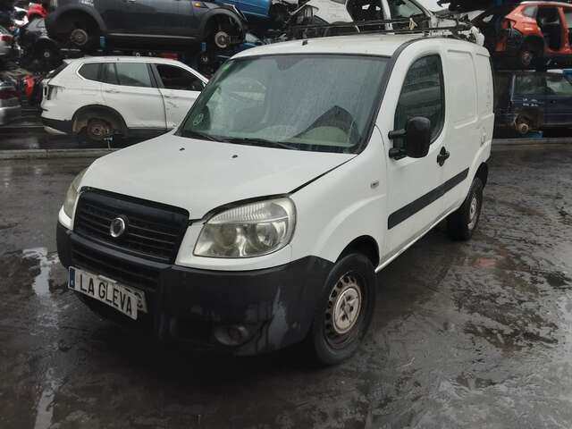 Foto 1ª: Motor Limpia Delantero Fiat Doblo 1.9 JTD105CV 0CV [223B1000] (2009)