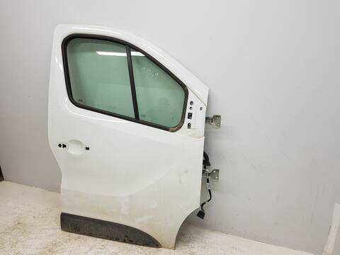 Foto 3ª: Puerta Delantera Derecha Renault Trafic MIXTO N1 L2H1 30T 5-6 PLAZAS) LARGO (2015)