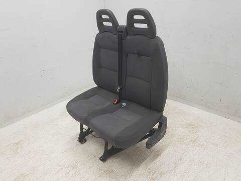 Foto 3ª: Asiento Delantero Derecho Peugeot Boxer HDI 333) 130CV 97KW FURGON