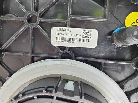 Foto 4ª: Deposito AdBlue Audi A4 30 TDI ADVANCED AVANT 136CV 100KW [DTNB] (2020)