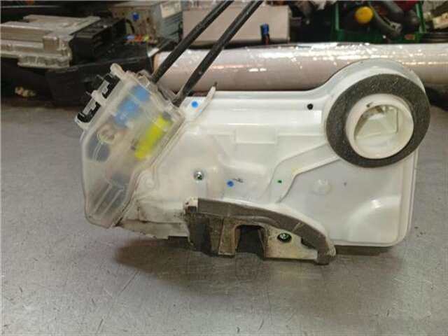Foto 2ª: Cerradura Puerta Delantera Derecha Toyota Aygo 1.0 X-CITE [1.0 LTR. - 51 KW CAT]