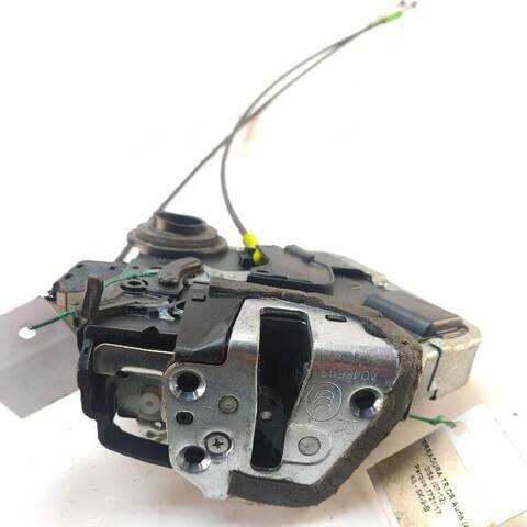 Foto 3ª: Cerradura Puerta Trasera Derecha Toyota Auris 1.4 D-4D NDE150_ NDE150R) (2006)