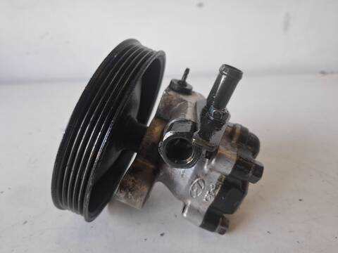 Foto 3ª: Bomba de Direccion Hyundai Trajet G4JP (2001)