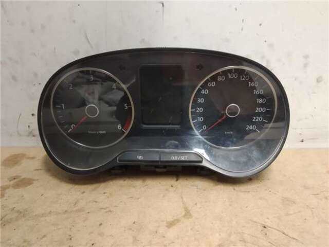 Cuadro de Instrumentos Volkswagen Polo 1.6 ADVANCE [1.6 LTR. - 66 KW TDI]