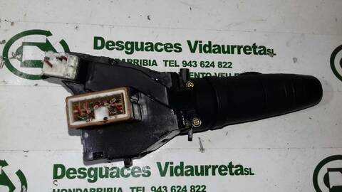 Foto 2ª: Mando Luces Nissan X-Trail 2.2 16V TD CAT 114CV 84KW T30) [YD22] (2002)