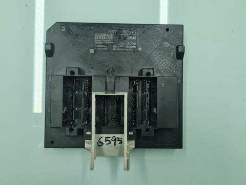 Foto 1ª: Centralita Motor ECU Volkswagen Golf SPORT 131CV 96KW [DPBA] (2020)