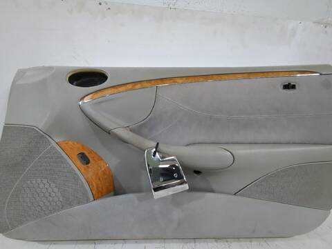 Foto 3ª: Tapizados Cartoneras Mercedes Clase C 160 CLK 240 209.361) 170CV [M 112.912] (2002)