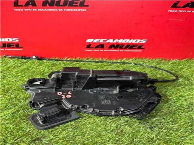 Foto 4ª: Cerradura Puerta Delantera Izquierda Volkswagen Crafter 35 FURGON BL TA FWD KW TDI 140CV 103KW [DAUA] (2021)