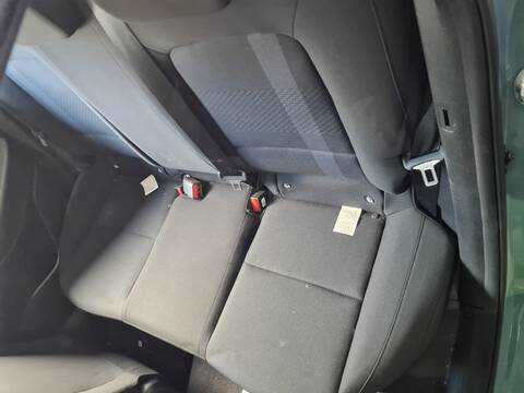 Foto 2ª: Asientos Traseros Hyundai i20 ESSENCE 84CV 62KW [G4LF] (2024)