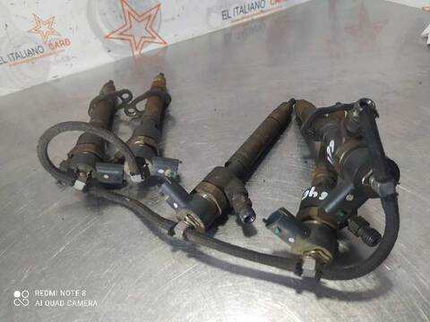 Foto 3ª: Inyectores Volvo XC 70 D5 AWD MOMENTUM 136KW) 185CV [B5244T4] (2007)