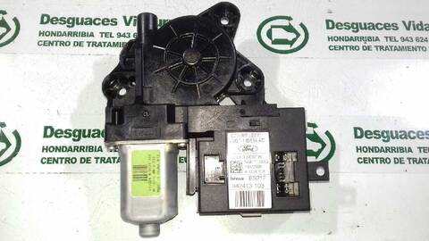 Foto 1ª: Elevalunas Eléctrico Trasero Izquierdo Ford Kuga 2.0 TDCI CAT 136CV 100KW [G6DG] (2009)