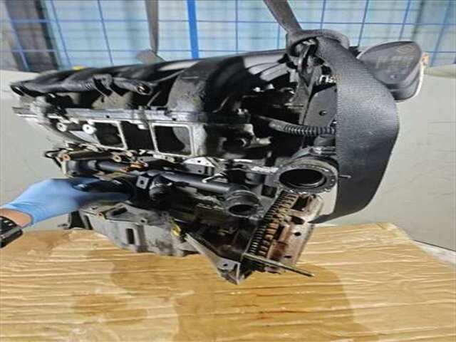 Foto 3ª: Motor Completo Renault Scenic 1.6 CONFORT DYNAMIQUE [1.6 LTR. - 83 KW 16V] (JM)(2003-_) [K4M+-760]