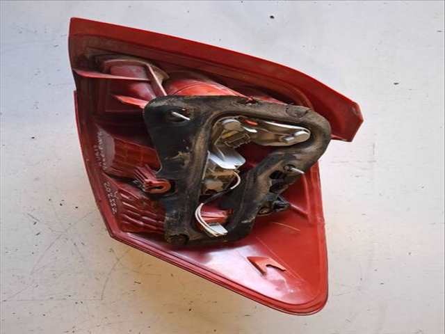 Foto 3ª: Piloto Trasero Derecho Toyota Auris 1ZR (2007)